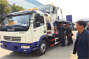 润州汽车道路救援拖车价格